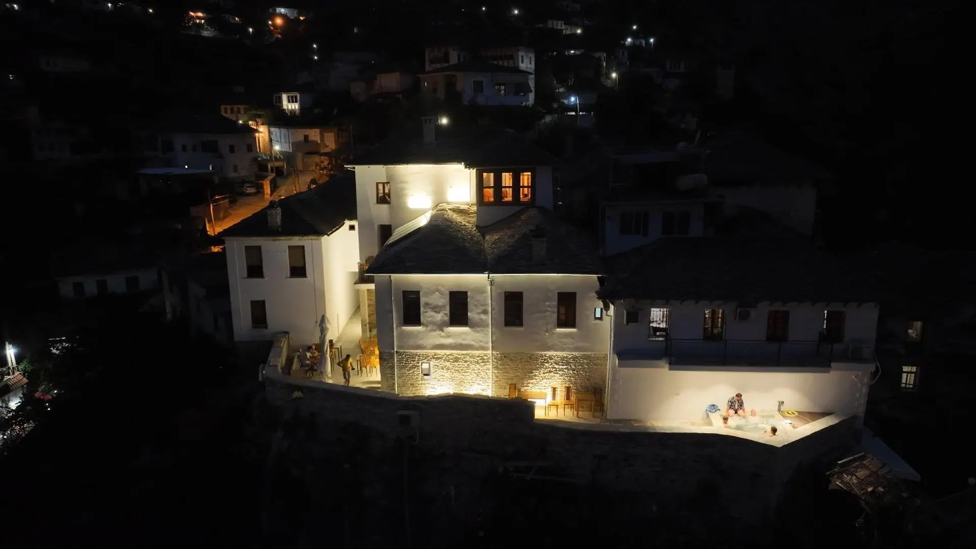 Aqueduct Inn Gjirokaster Hotel