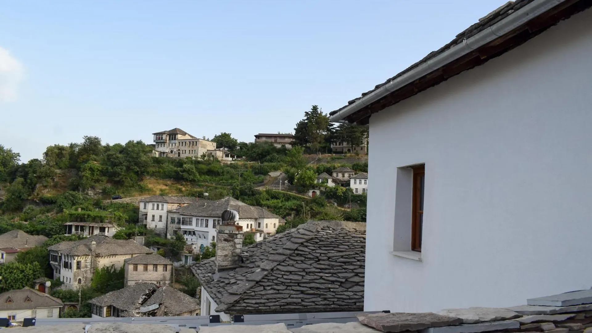 Aqueduct Inn Gjirokaster 0*,  Albania